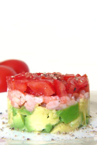 Tartare de tomate à l'avocat et aux crevettes - Pure Gourmandise