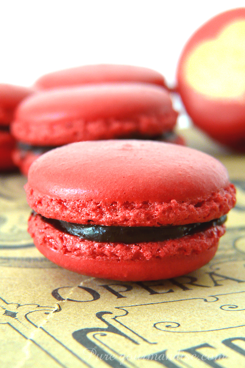 Macarons au chocolat et au poivre - Pure Gourmandise