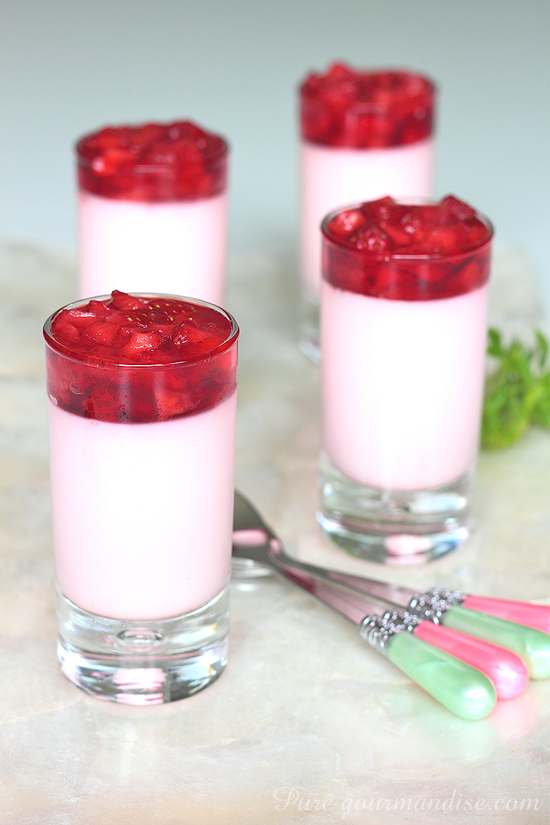 Panna cotta à la fraise - Pure Gourmandise